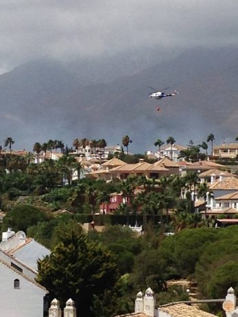 Helicopter Tackles Estepona Fire